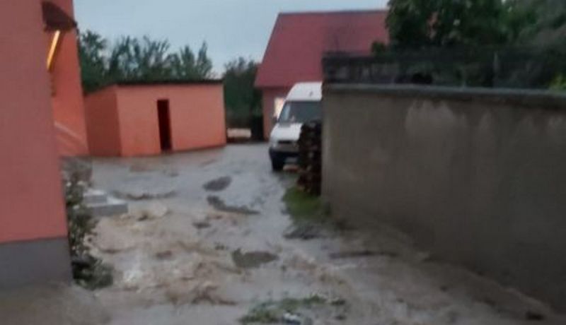 inundatii_teliu_mic