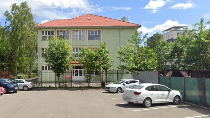 scoala nr 8